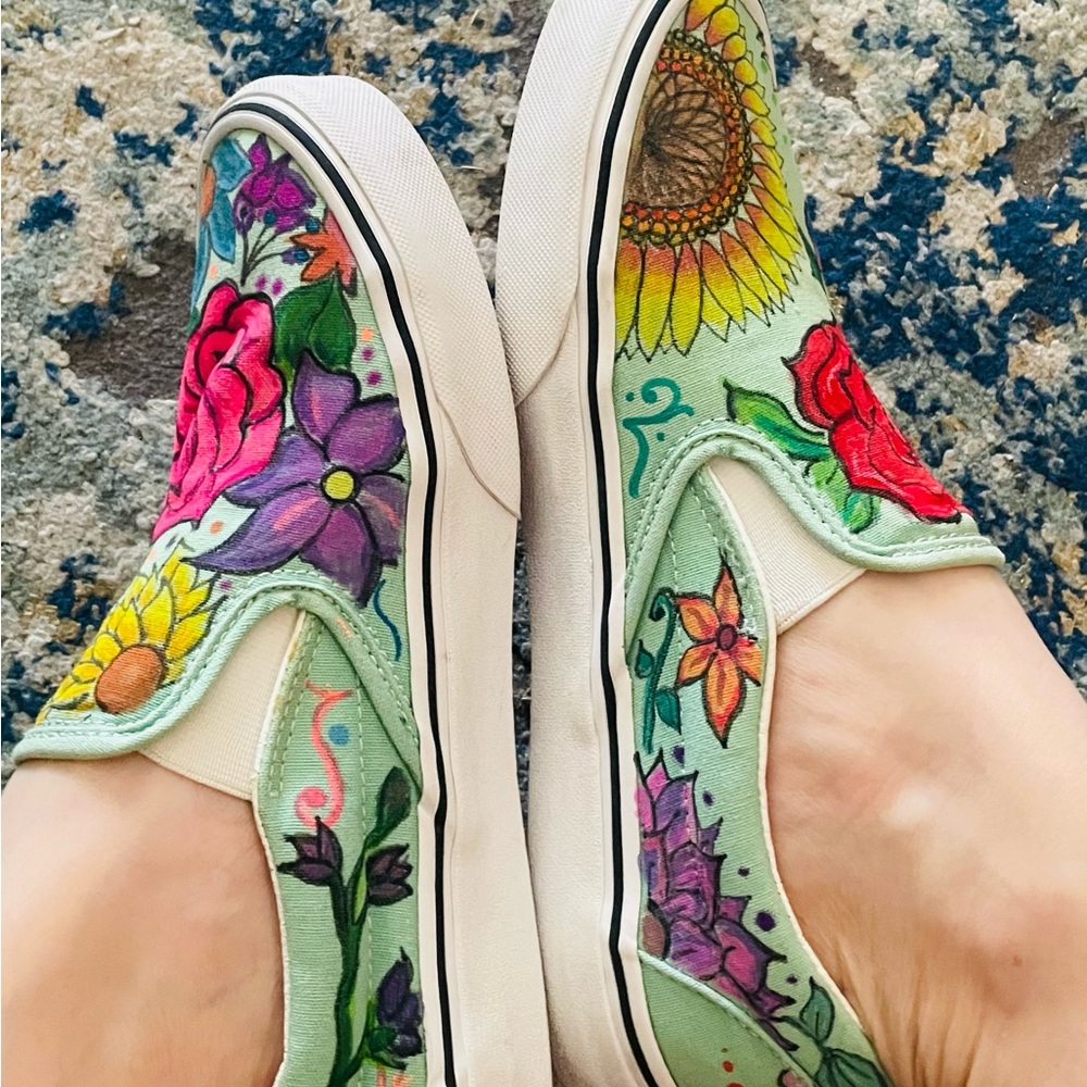 Custom painted floral vans - Picture 2 of 7